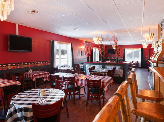 Thriftlodge Cochrane South主图