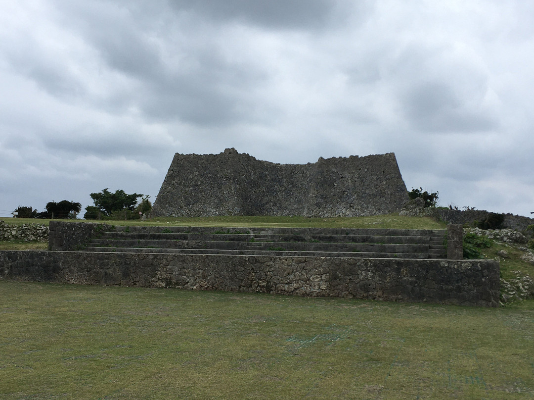 Nakagusuku Castle Ruins景点图片