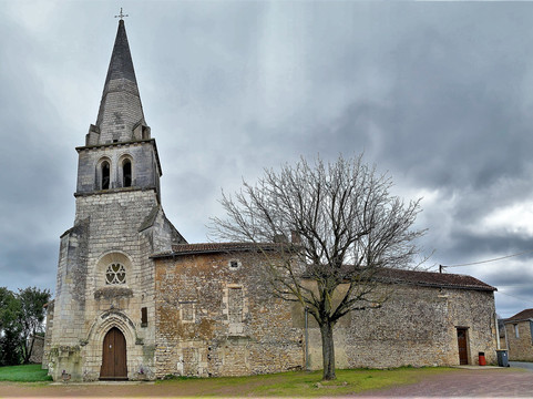 Eglise Saint-Martin-Angliers必去景点