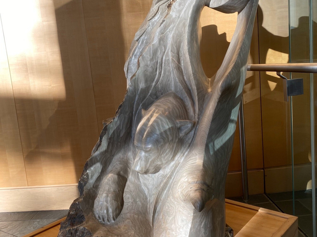 The Legislative Assembly Building-黄刀镇必去景点