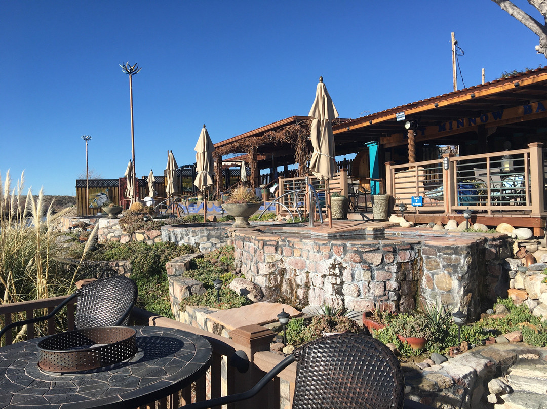 Riverbend Hot Springs主图