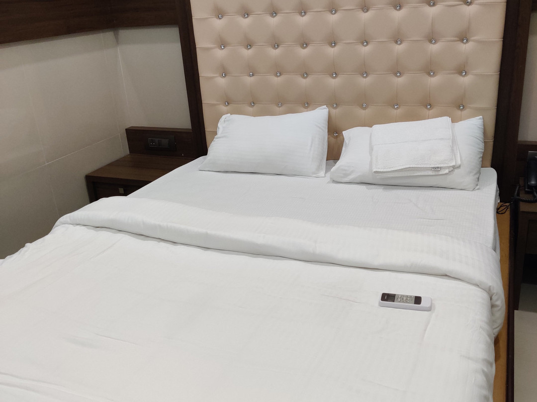 Capital O 26230 Hotel Nirvikalpa主图