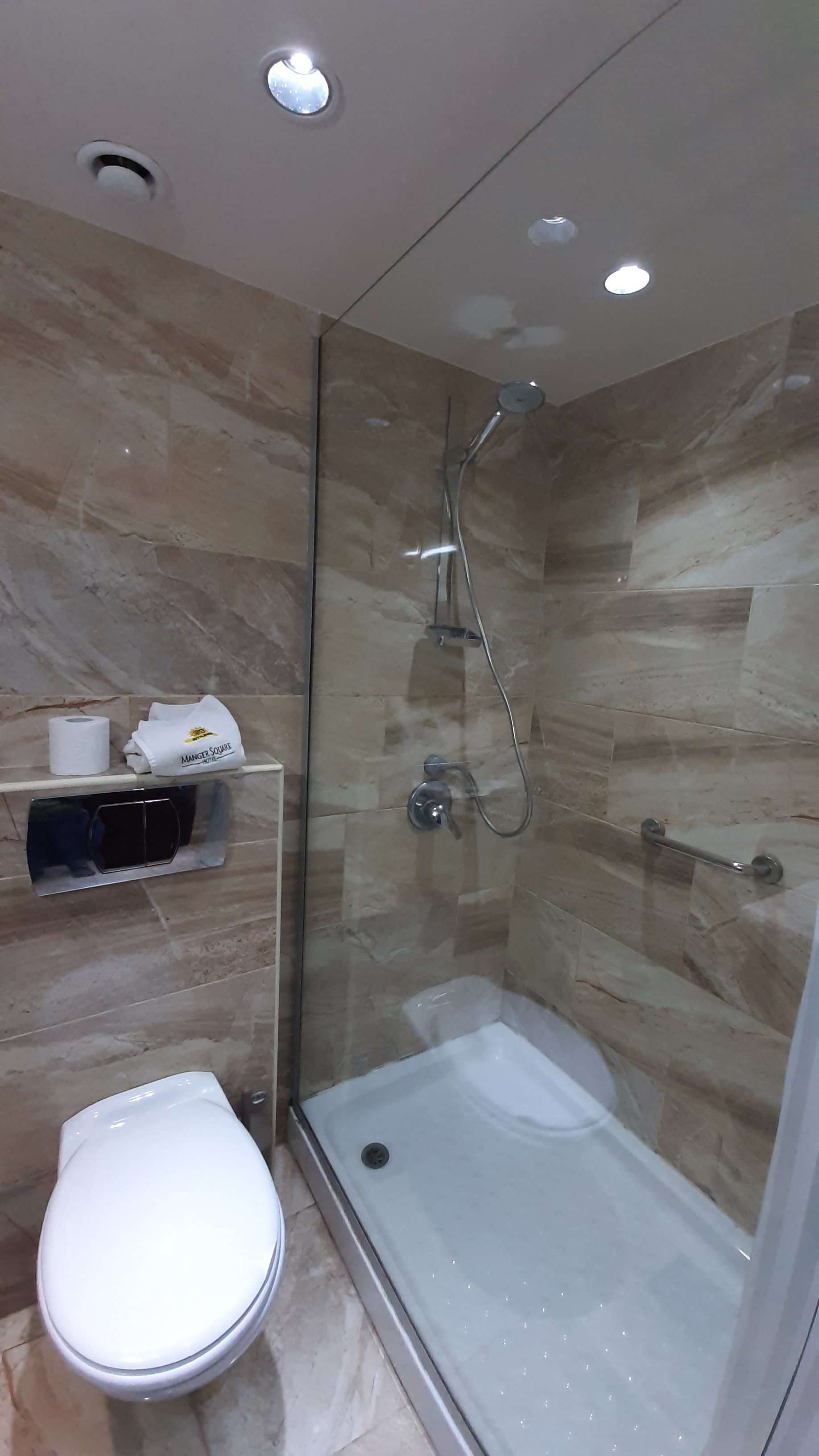 Manger Square Hotel-浴室