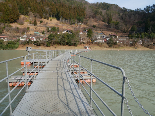 Tozura Pontoon Bridge-奥多摩町必去景点