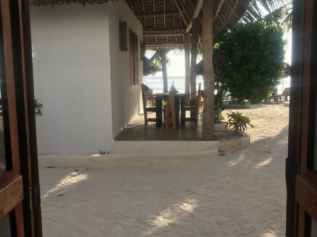 Milele Beach Resort主图