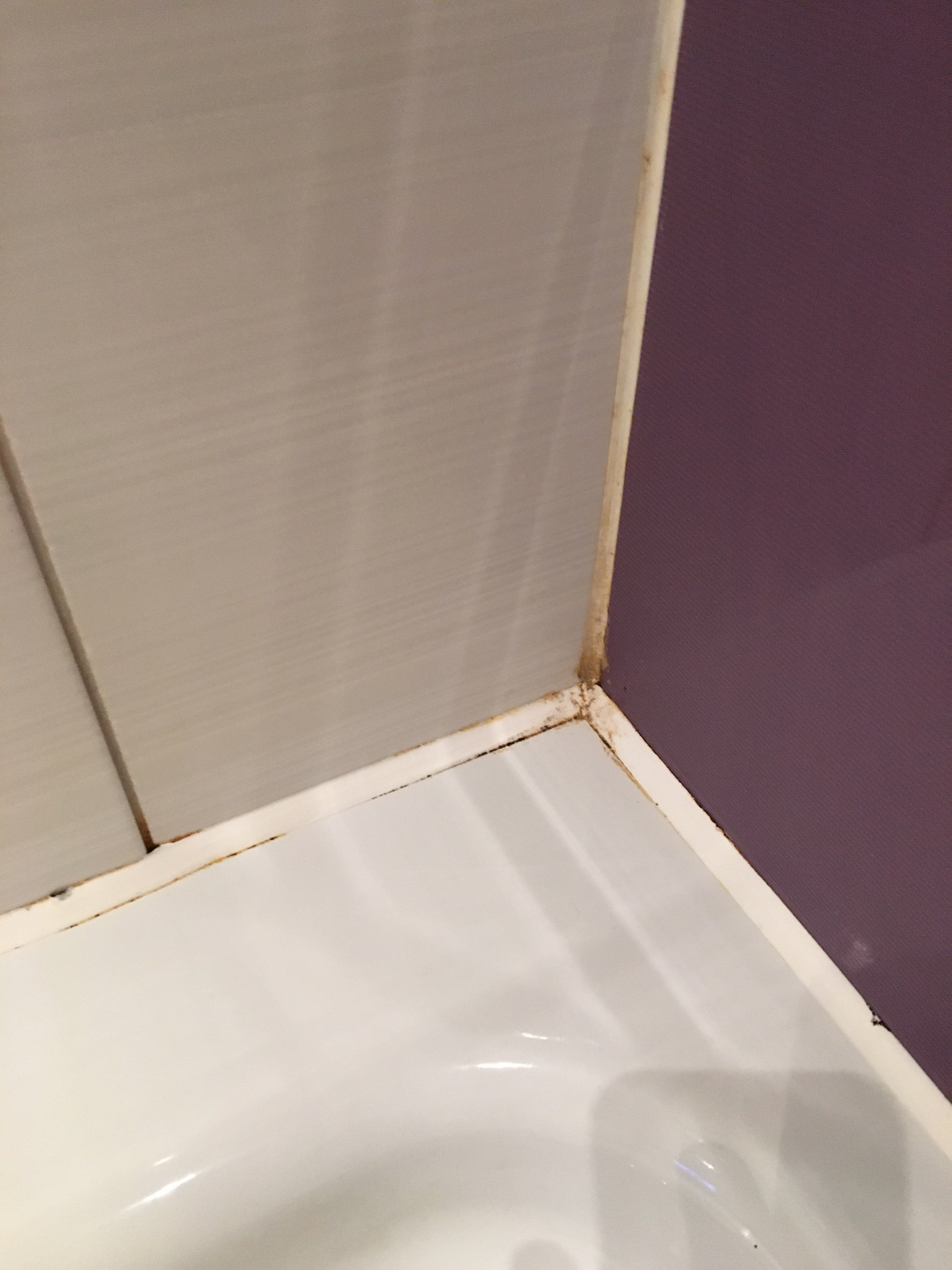Premier Inn Birkenhead Town Centre Hotel-浴室