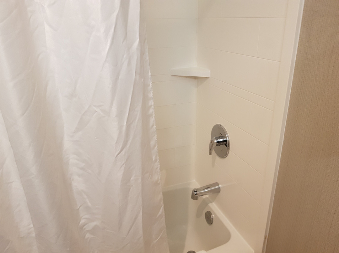 Hampton Inn by Hilton Ottawa Airport主图