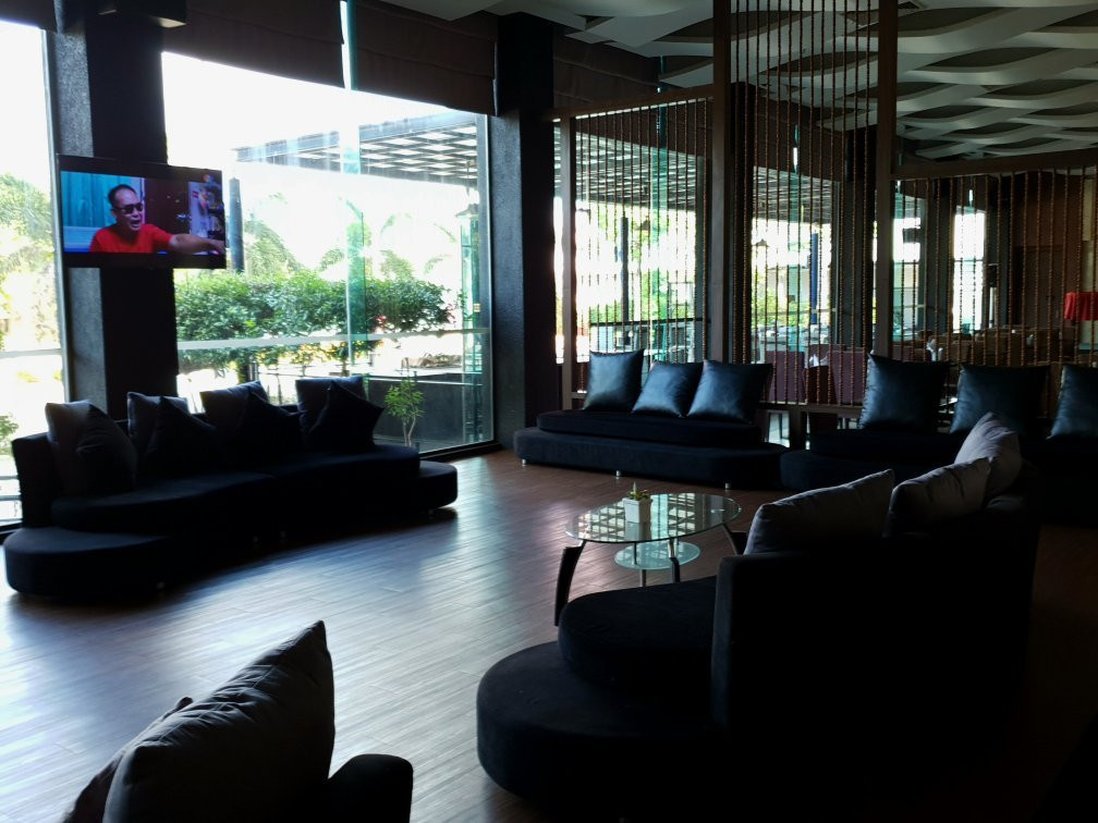 Alvarez Hotel主图