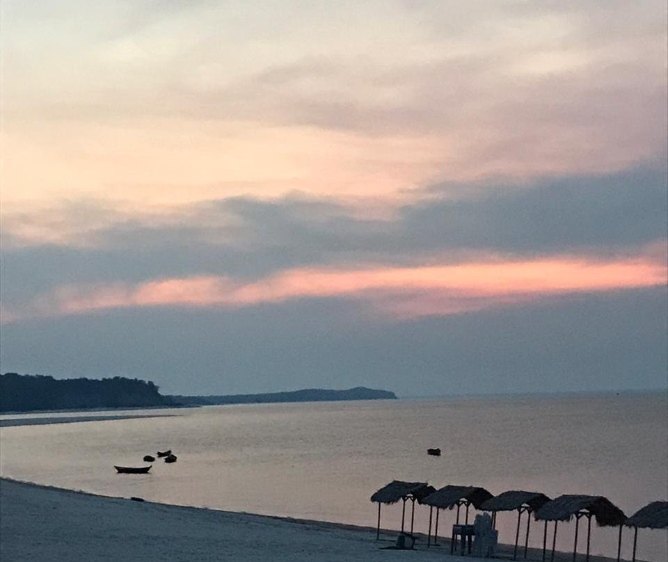 Praia de Ponta de Pedras-Santarem必去景点