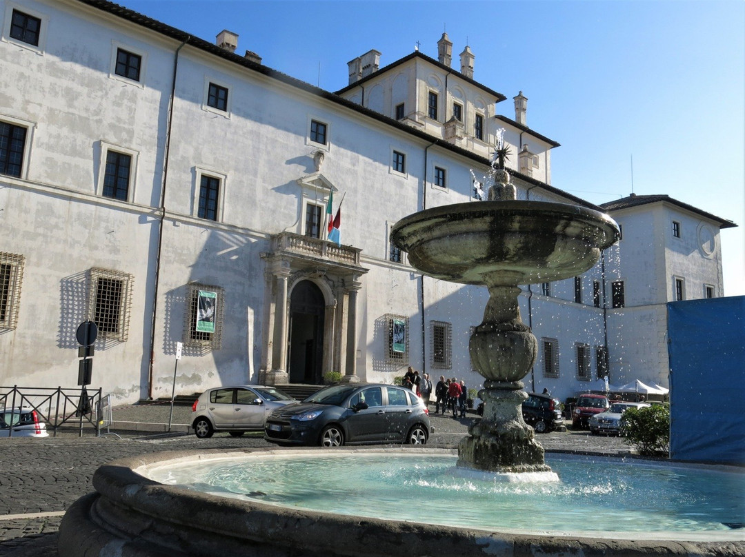 Piazza di Corte-阿里恰必去景点