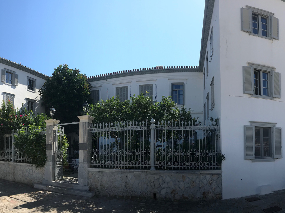 Hydroussa Hotel主图