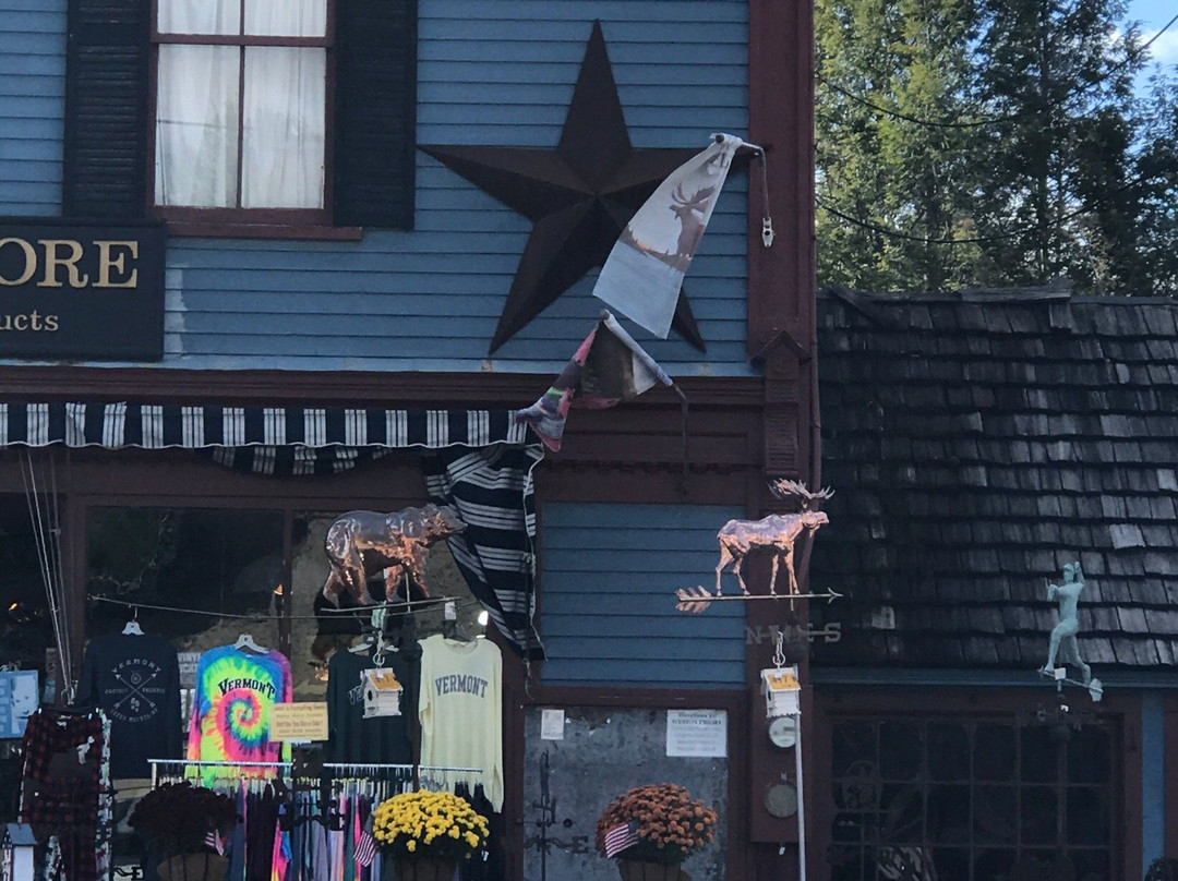 Weston Village Store-Weston必去景点