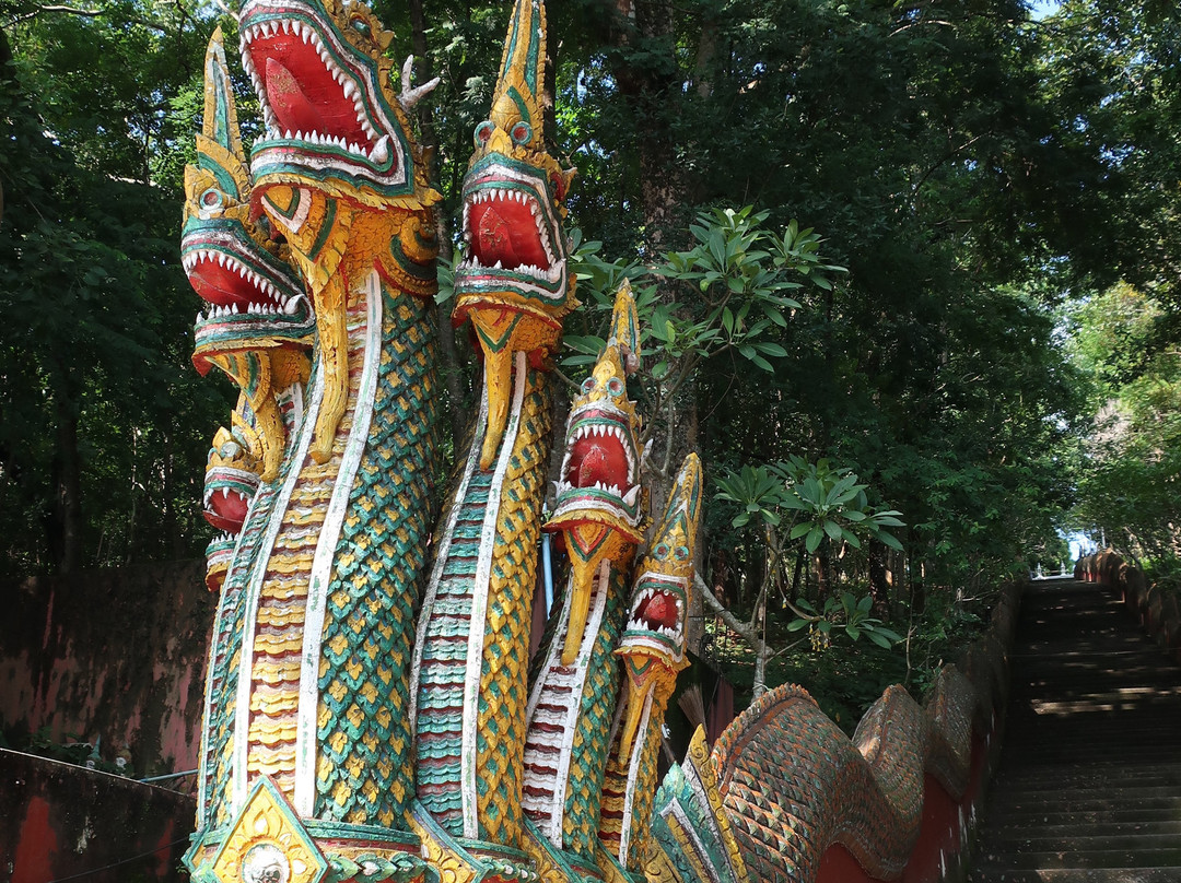 Doi Wao & Wat Thamphajoen景点图片