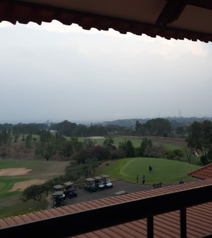 万隆吉里加哈纳高尔夫度假村主图