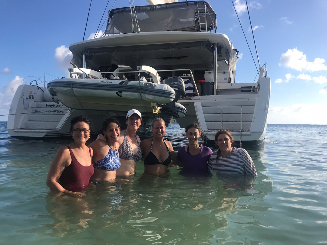 Surfside Charters-七哩滩必去景点