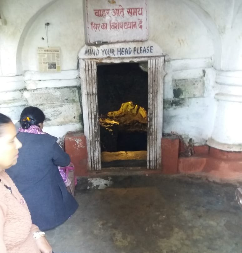 Patal Bhuvaneshwar Cave Temple景点图片