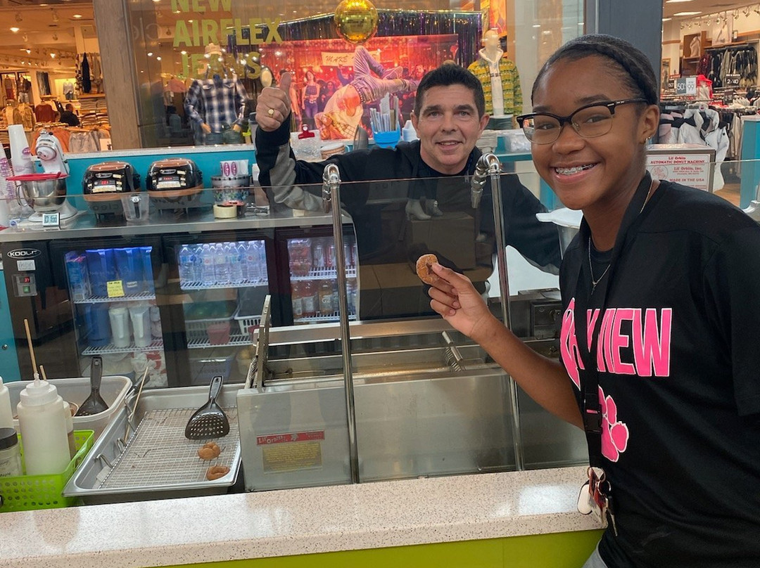 Devonshire Mall-温莎堡必去景点