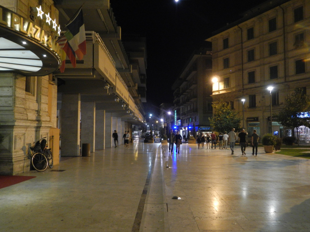 Piazza del Popolo-蒙特卡蒂尼－泰尔梅必去景点
