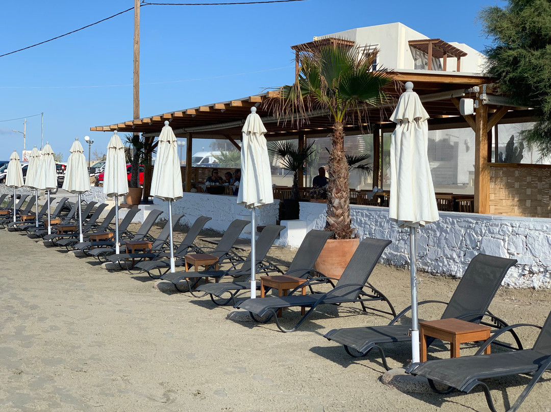 尼萨基海滩酒店主图