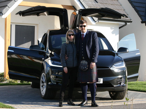 Tesla Hire Aberdeen-阿伯丁必去景点