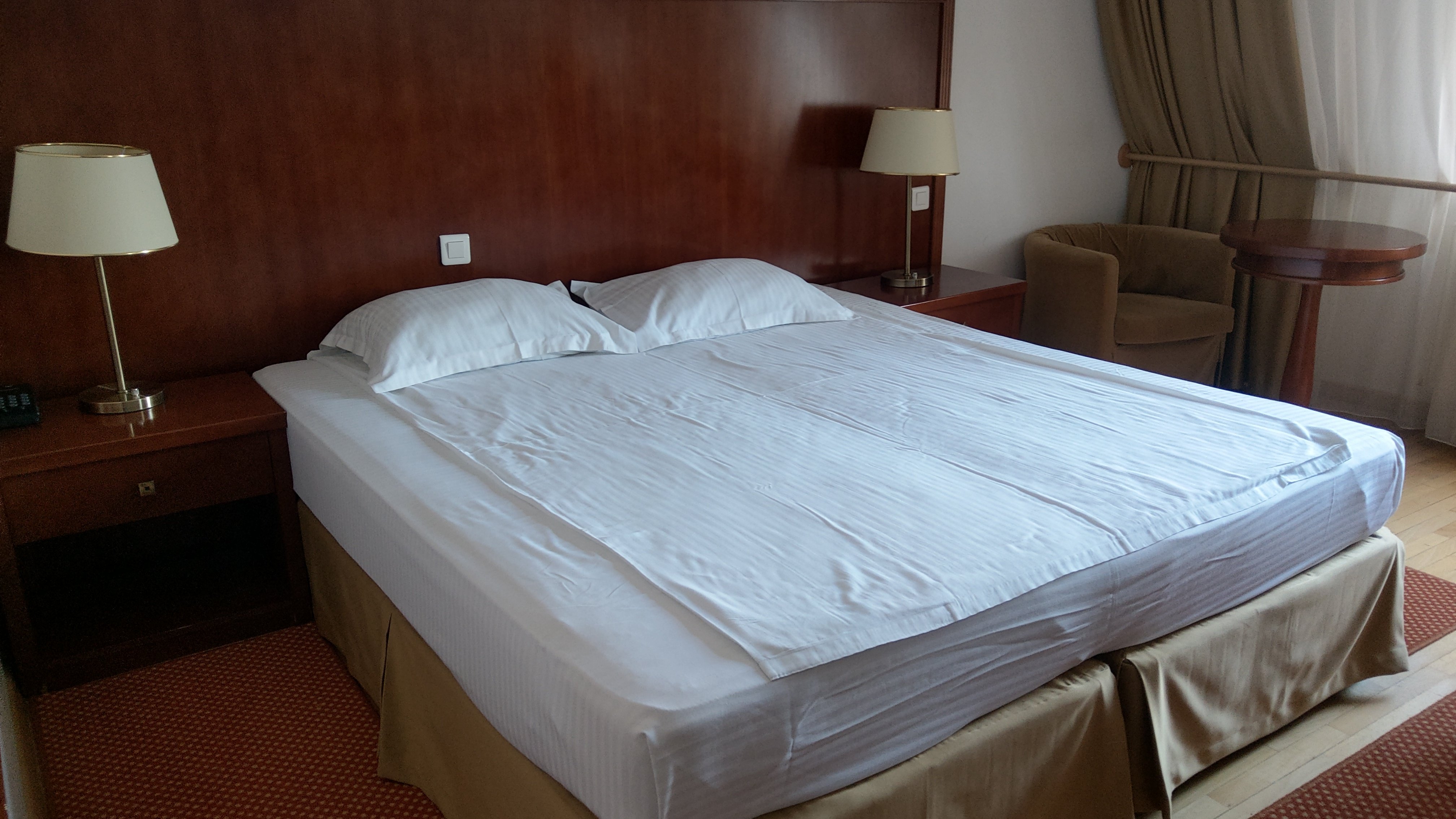 Hotel Miraj-官方