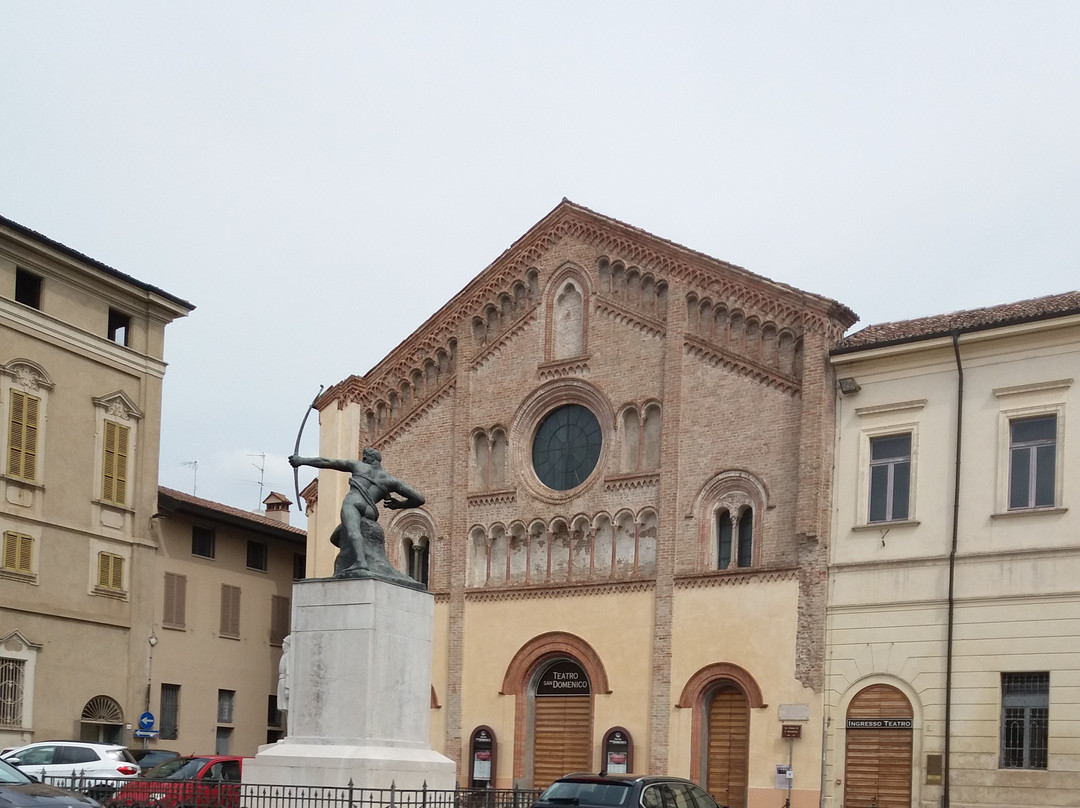 Teatro San Domenico-克雷马必去景点