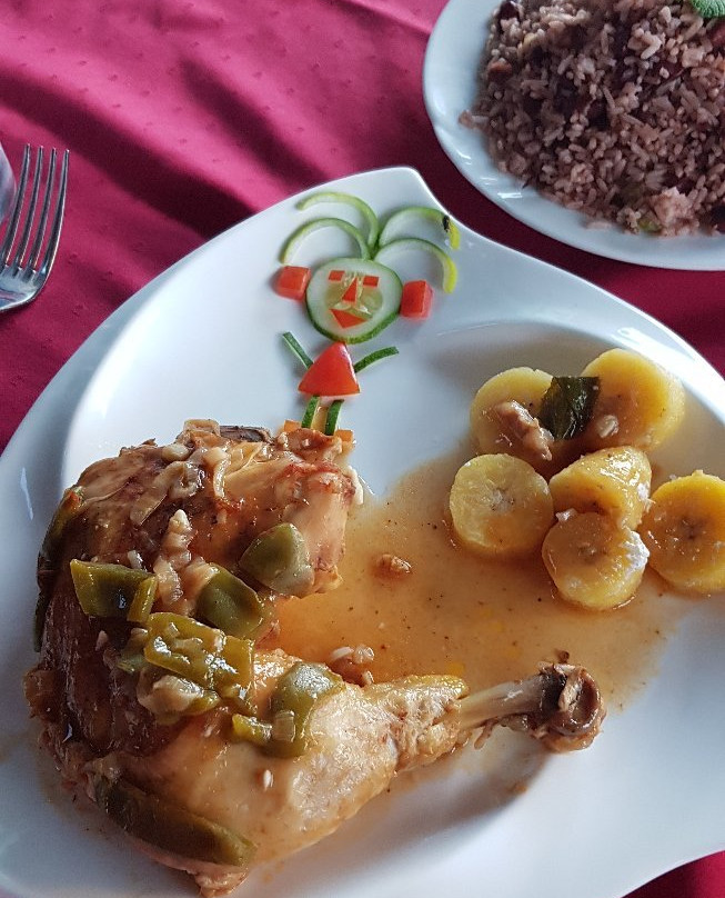 HOSTAL Nochea y Familia主图