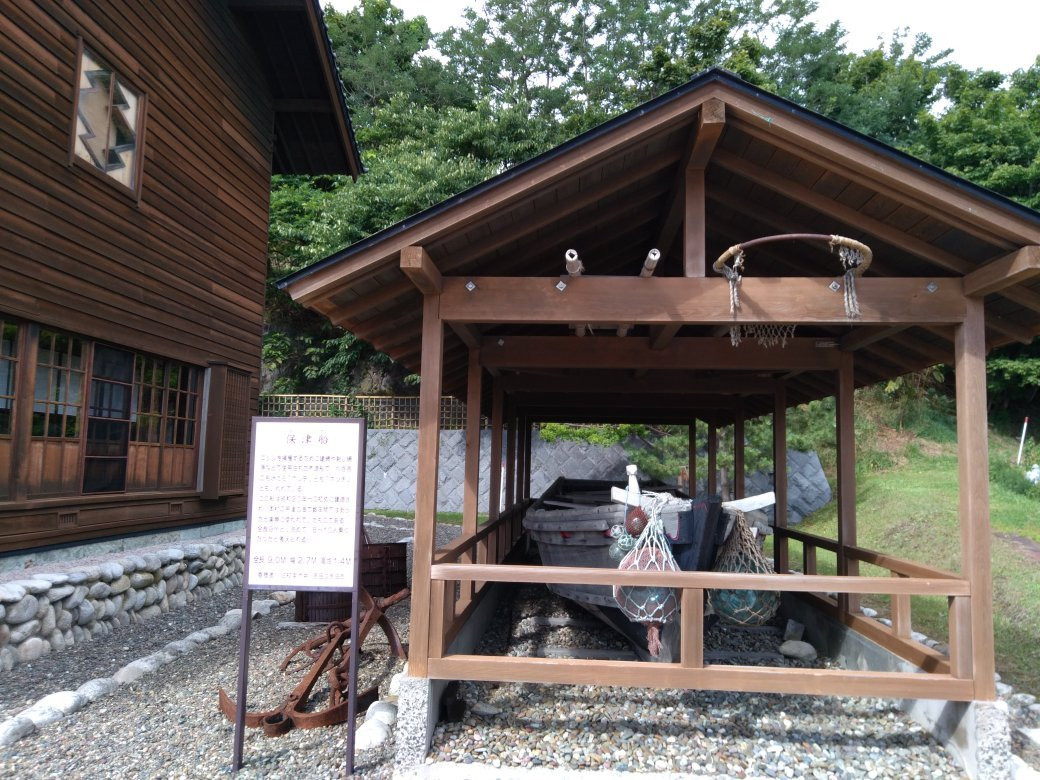 Nishingoten Tomari-泊村必去景点