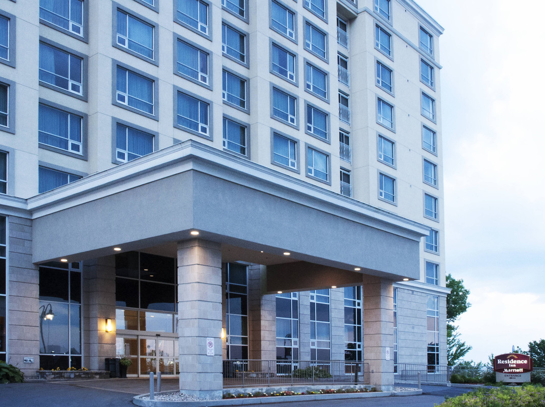 金斯顿水之边缘万豪居家酒店主图