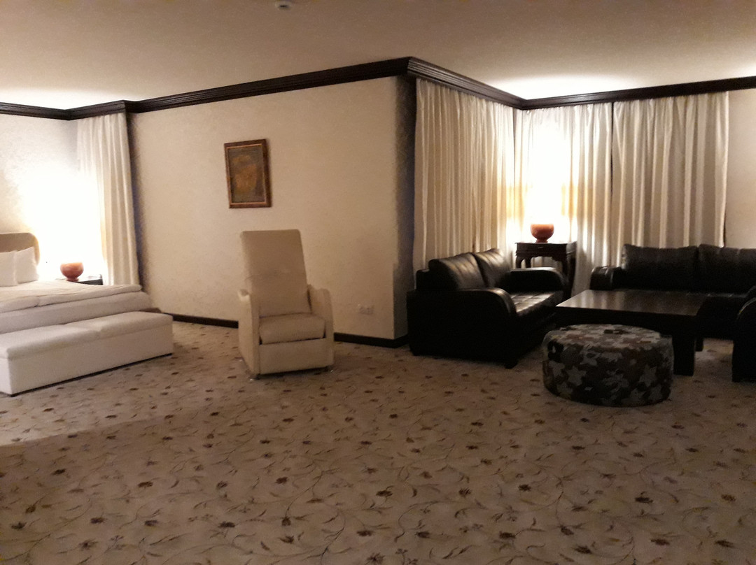 Shiroka Laka Hotel主图
