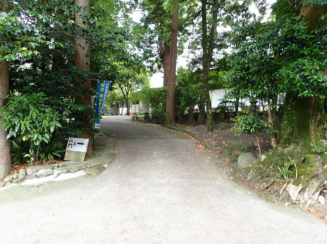 Bussanji-由布市必去景点