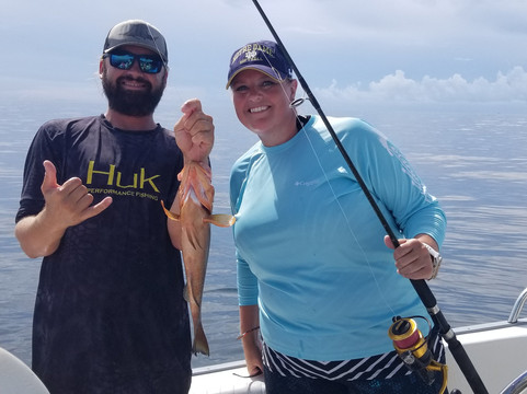 Salty Dog Charters-马德拉海滩必去景点