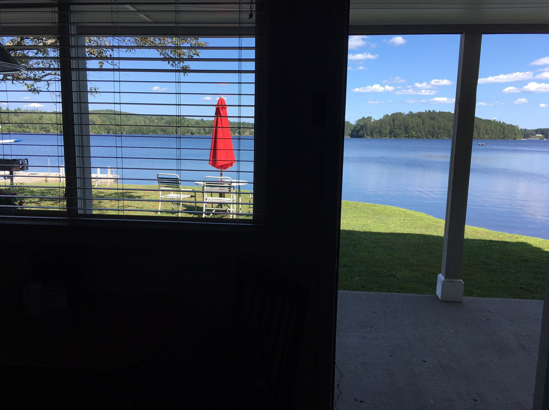 Island Pond Country Inn主图