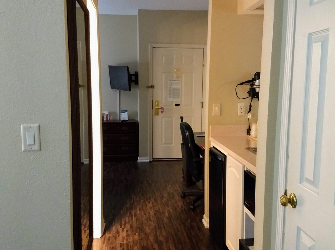 Econo Lodge & Suites主图