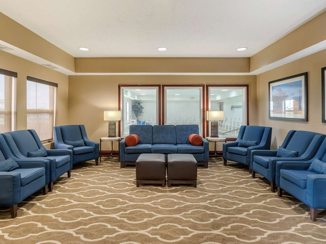 Comfort Inn Walcott near Davenport主图