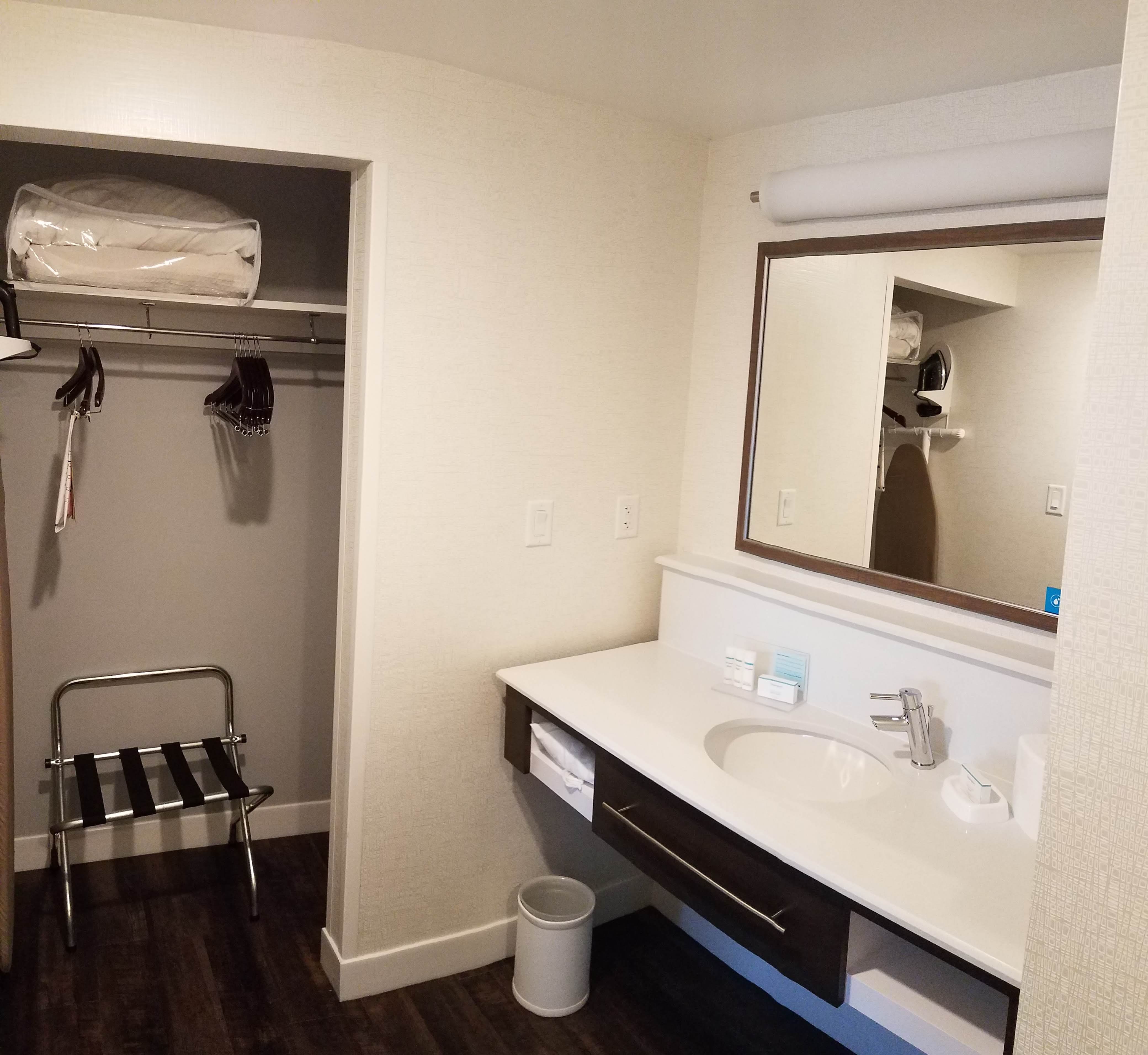 Hampton Inn & Suites Fort Worth Downtown-浴室