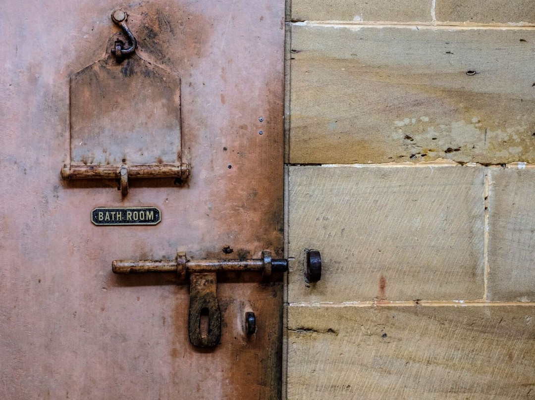 The Courthouse主图