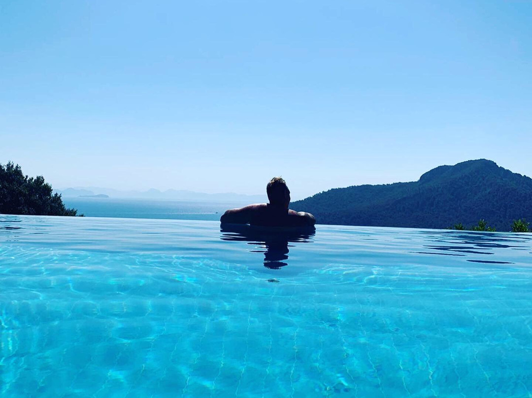 Dionysos Village Hotel主图