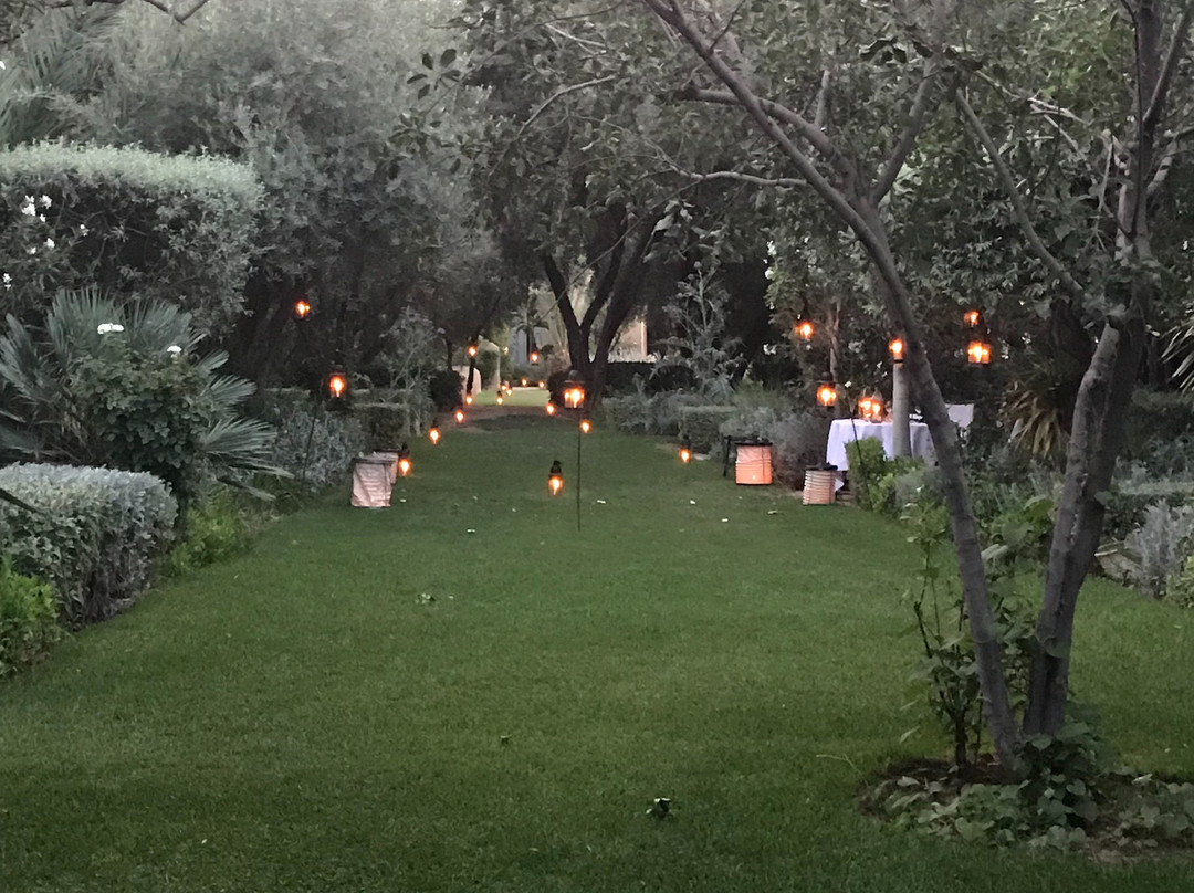 达阿拉姆酒店主图