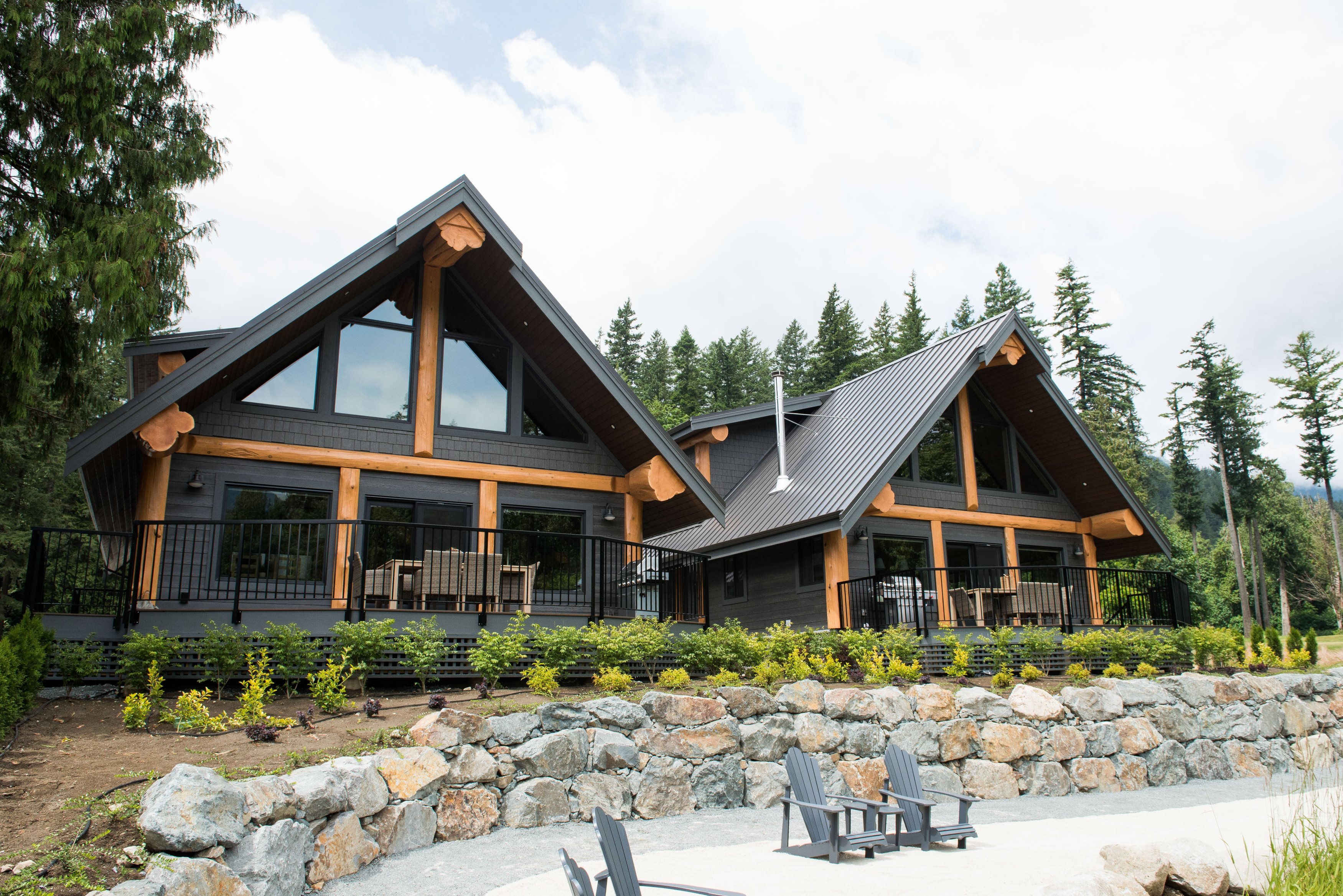 Rowena's Inn on the River-官方