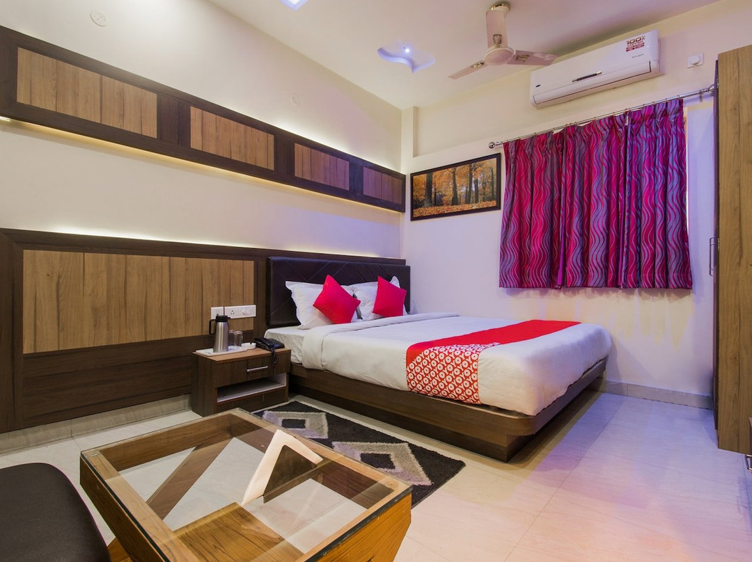 Capital O 27673 Hotel Embassy International主图