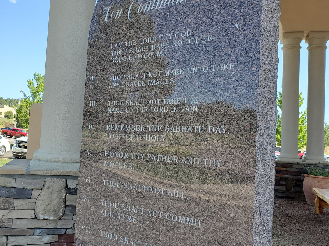 MCM Elegante Lodge & Resort主图