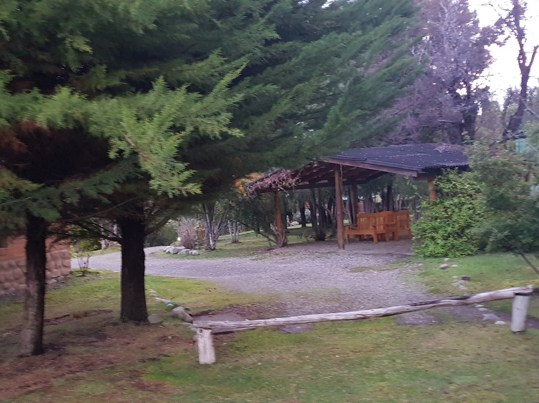 埃斯孔迪多阿罗约酒店主图