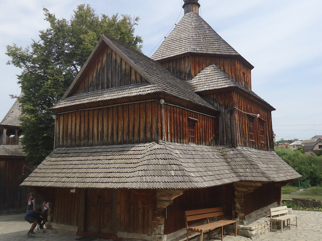 Church of the Exaltation of the Cross-Kamianets-Podilskyi必去景点