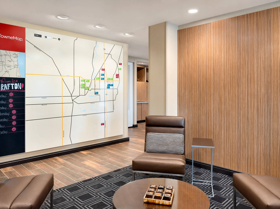 Towneplace Suites by Marriott Milwaukee Grafton主图