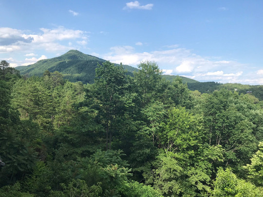 Rumbling Bald on Lake Lure主图