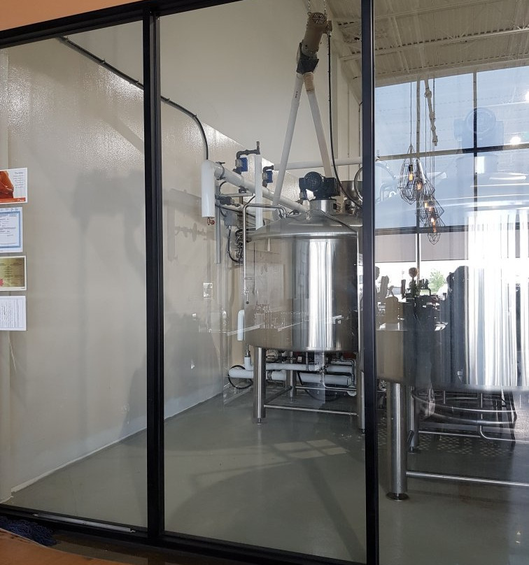 Lake Wilcox Brewing Co.景点图片