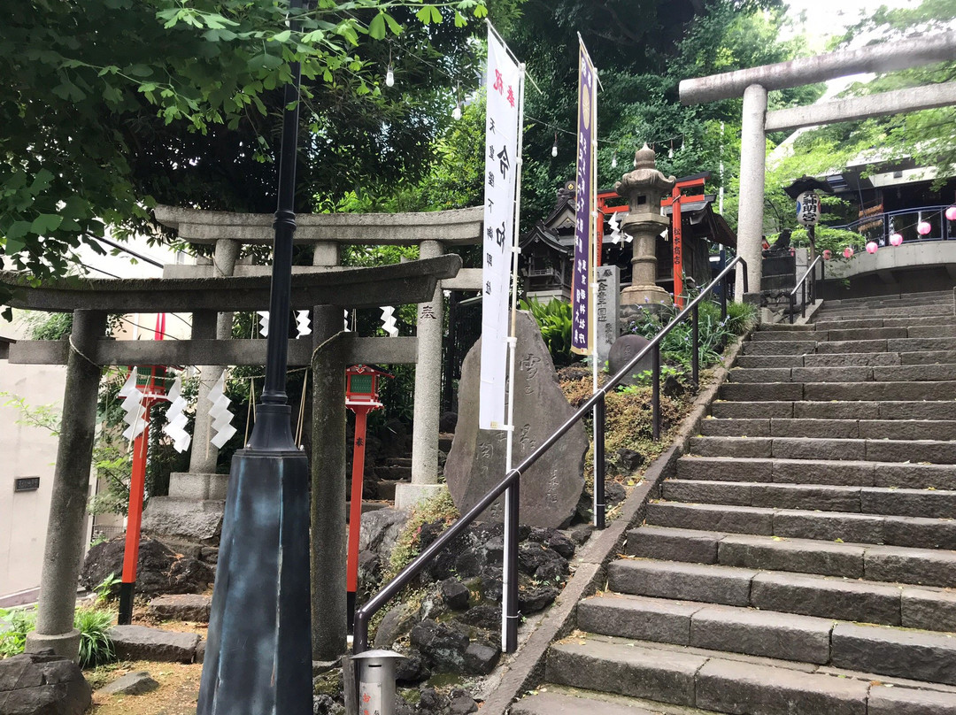 Motoshimmeigu-Mita必去景点