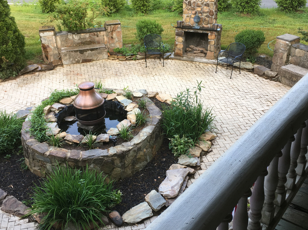 Bridgewater Hall Historic Inn主图