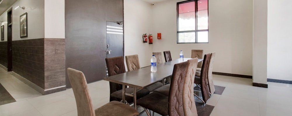 Itsy By Treebo - Royale Inn主图